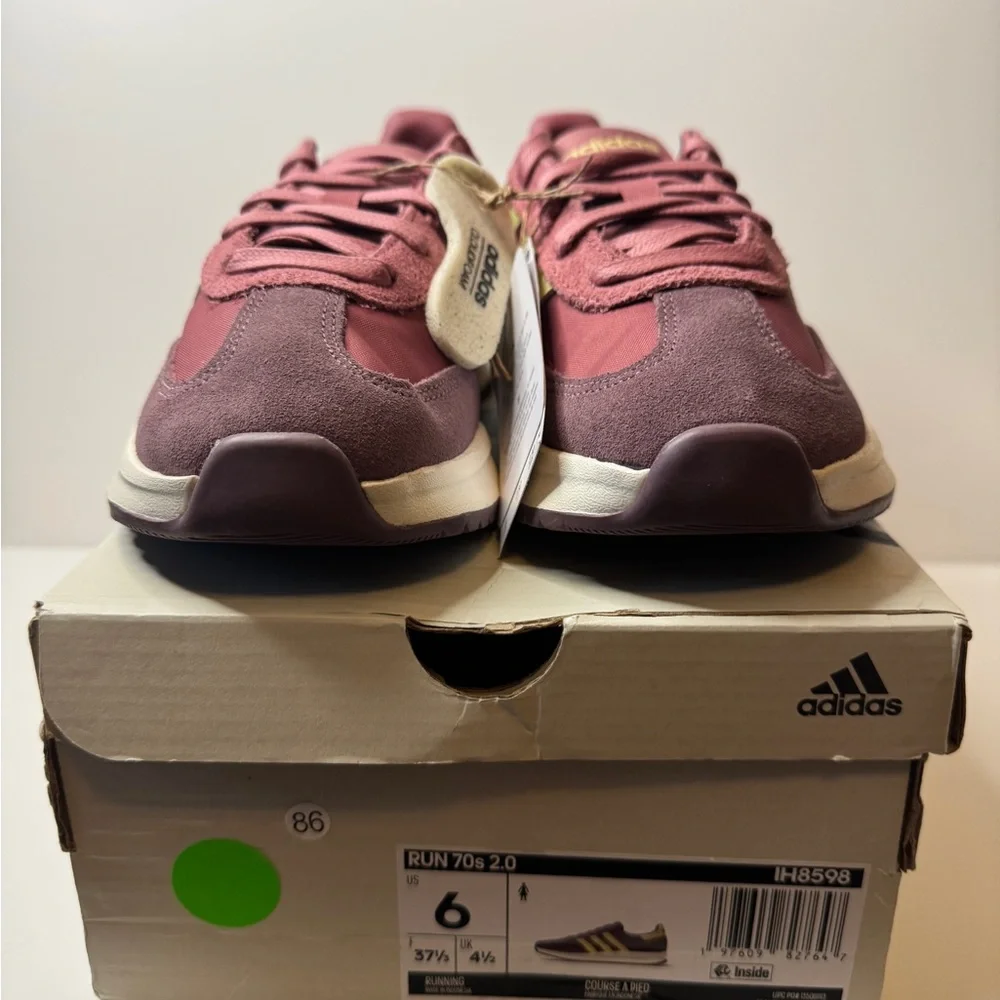Adidas Women's Run 70’s 2.0 Sneakers - Size 6US - Picture 9 of 11